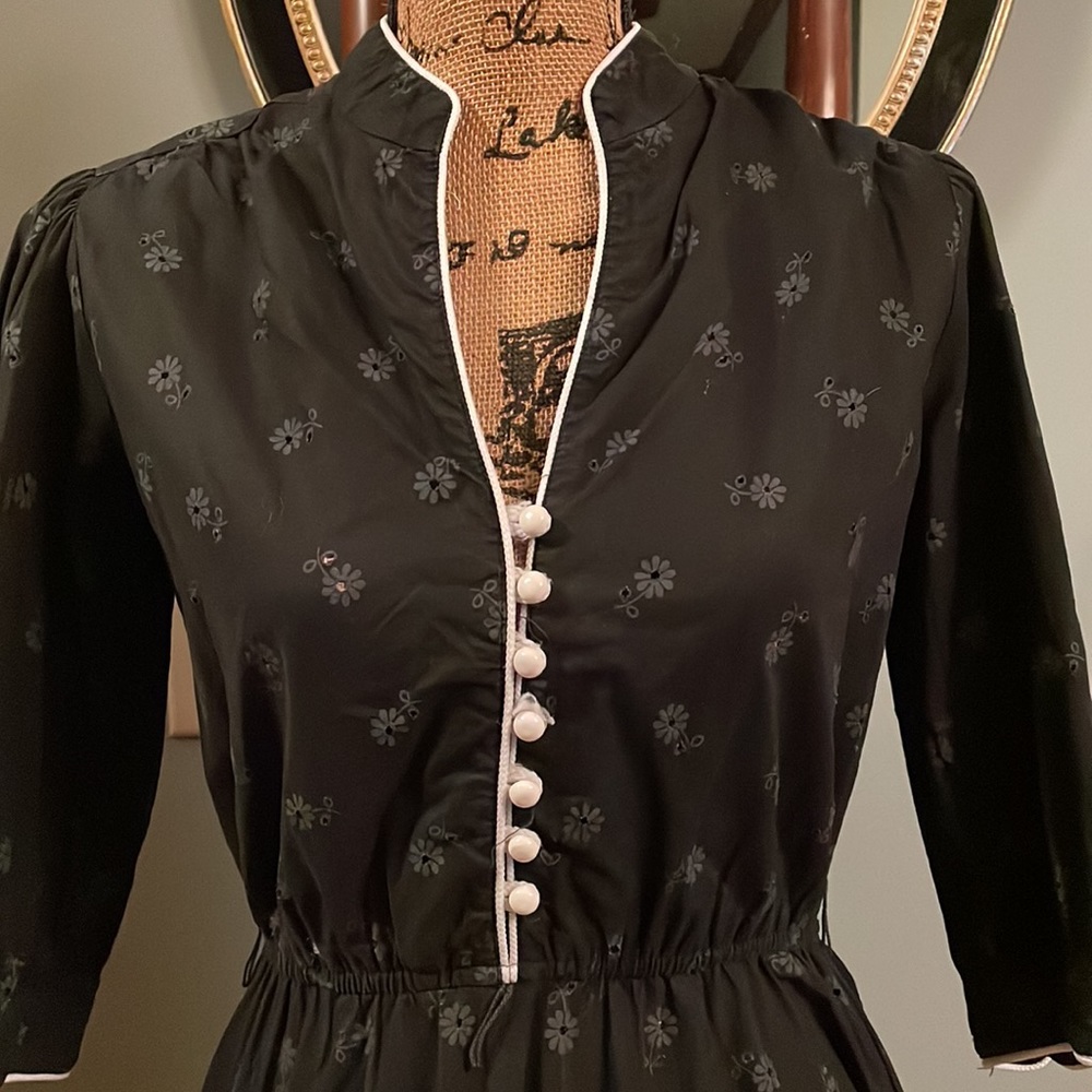Mavinette vintage dress. Size 10 - vintage size 10. - Picture 2 of 9